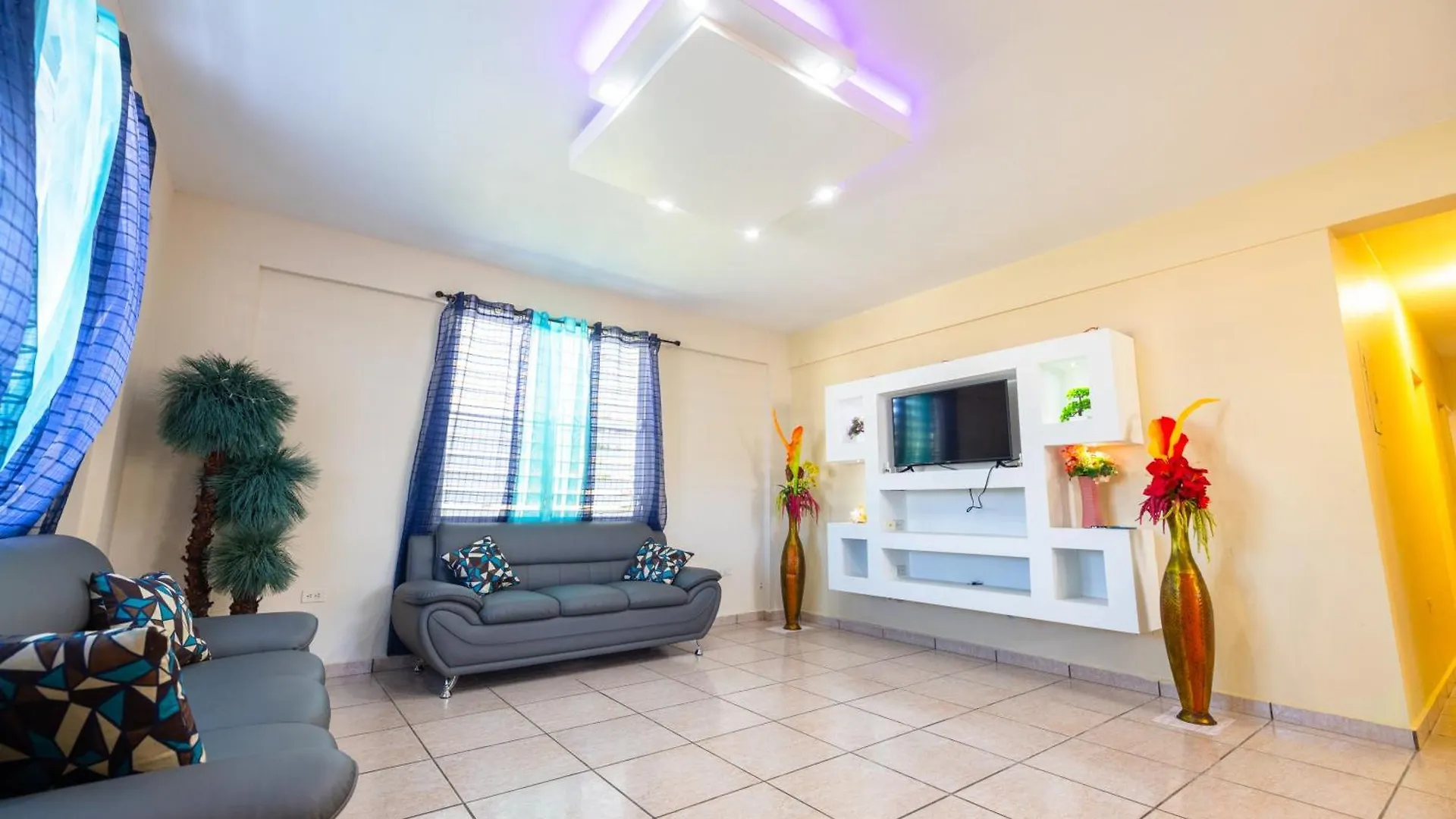 Homestay Colinas Del Atlantico Vacational House 1St Floor Apartment Isabela